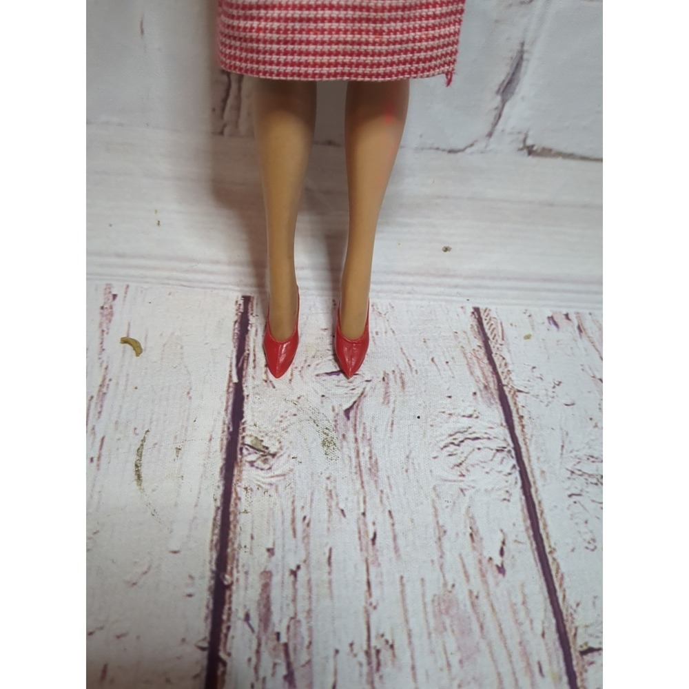 Vintage 1960s Barbie Bubblecut Titian RED Hair‎ Student Teacher Dress Great Hair - Picture 14 of 16